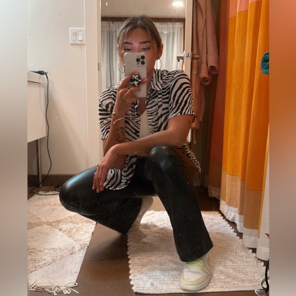 Meet your Posher, Natasha - Picture 3 of 3